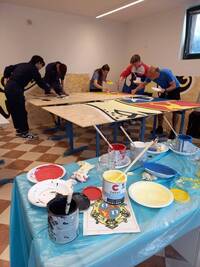 Immagine: FEM_campus pronto ad ospitare il Giro d'Italia -studenti al lavoro