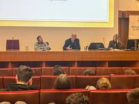 Image: il vescovo Tisi incontri gli studenti FEM (1)