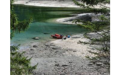 Image: lago Tovel - ricerche