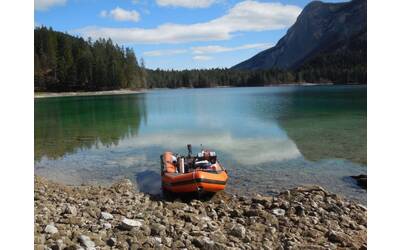 Image: TOVEL - gommone ricercatori