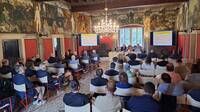 Image: villa margon pubblico