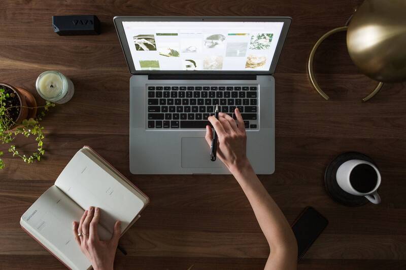Attività per la competenza informativa e l'ECC 